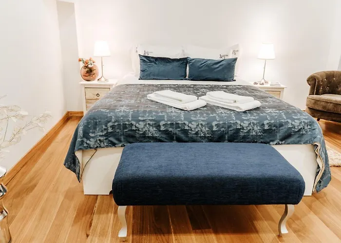 오덴틱 포르토 아파트먼트 *