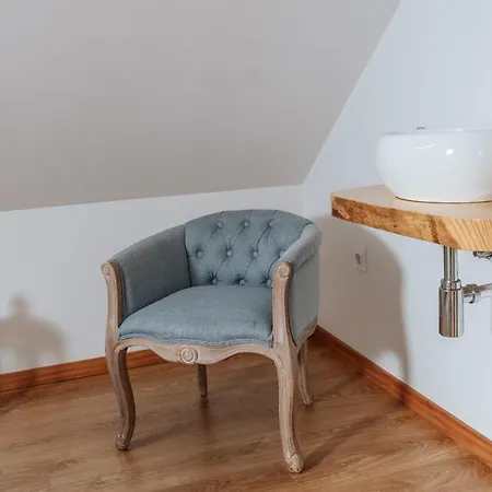 Apartment Authentic *